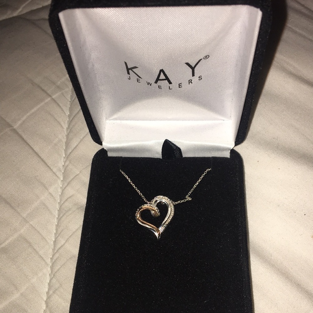NIB Kay Jewelry Heart Necklace